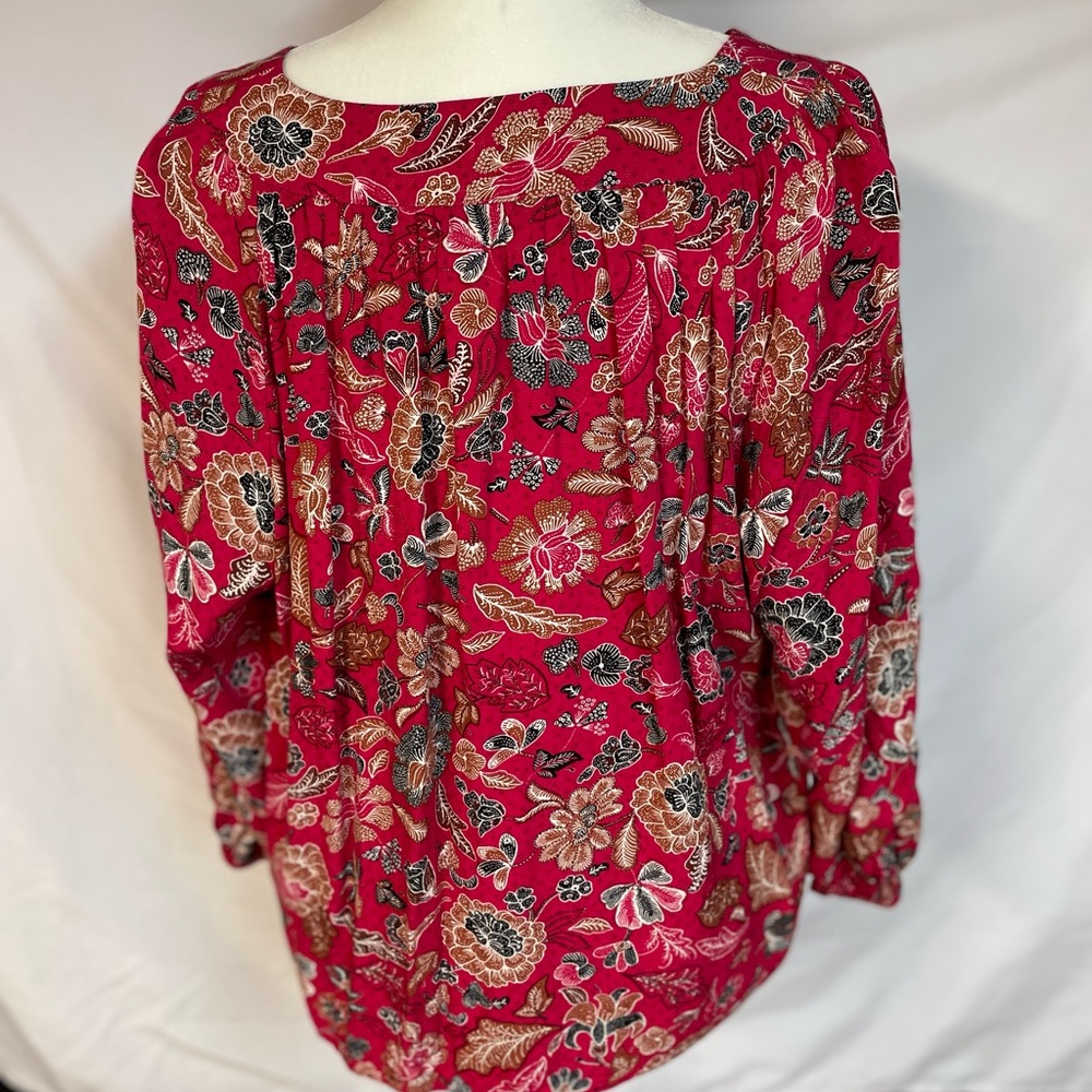 Ann Taylor Factory Women’s XL Pink Floral Relaxed V Neck Blouse - Picture 3 of 10